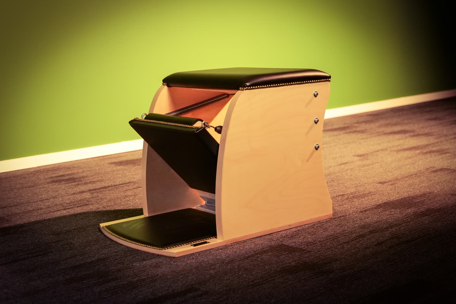 De Wunda Chair